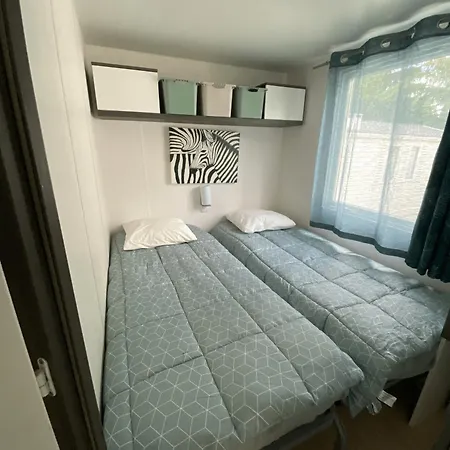 V&b Mobil-home Кемпинг *
